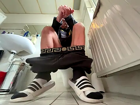 Snapshot of Germankink chatting on October 19, 10:05 am Germankink online show from October 19, 10:05 am