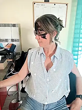 Rose Libertine online show from April 20, 4:43 pm