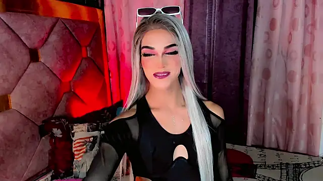 the-horus-girl online show from February 10, 8:07 am