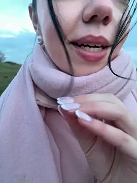 Snapshot of Vanesskaa chatting on February 25, 5:44 pm Vanesskaa online show from February 25, 5:44 pm