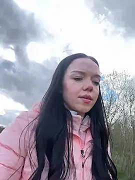 Vanesskaa online show from April 5, 3:42 pm