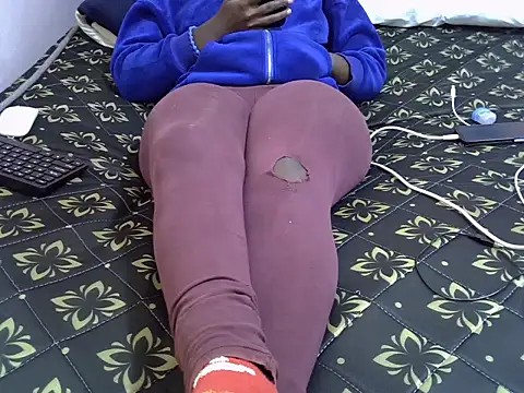 winnie254 online show from March 5, 2:46 pm