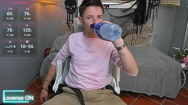 tossetrech online show from October 31, 3:18 am