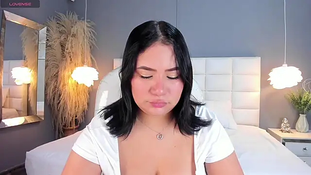 HannaKarson online show from February 12, 11:38 am