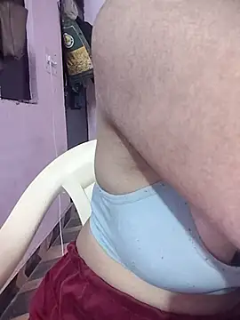 Snapshot of Bittu-rani chatting on March 6, 5:24 am Bittu-rani online show from March 6, 5:24 am