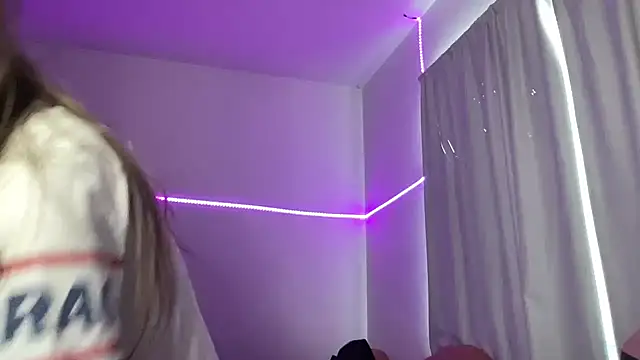 Snapshot of Lolykush chatting on December 24, 5:44 pm Lolykush online show from December 24, 5:44 pm