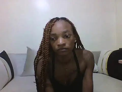 Snapshot of African-Dee chatting on October 1, 11:55 pm African-Dee online show from October 1, 11:55 pm