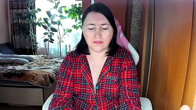 Snapshot of Tatyana51 chatting on April 22, 6:27 am Tatyana51 online show from April 22, 6:27 am