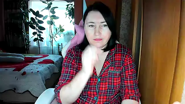 Snapshot of Tatyana51 chatting on May 7, 5:24 am Tatyana51 online show from May 7, 5:24 am
