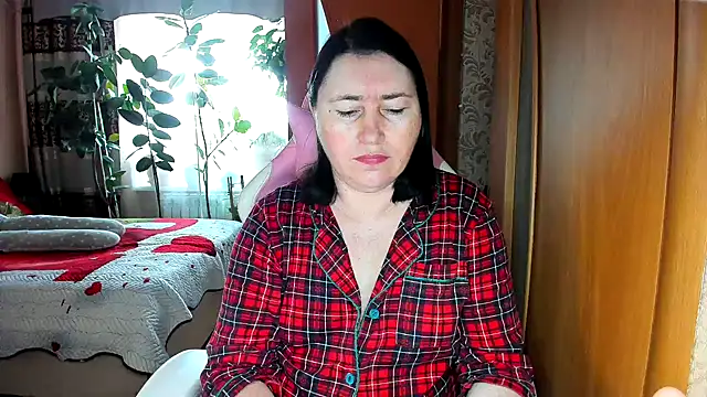 Snapshot of Tatyana51 chatting on May 10, 4:06 am Tatyana51 online show from May 10, 4:06 am