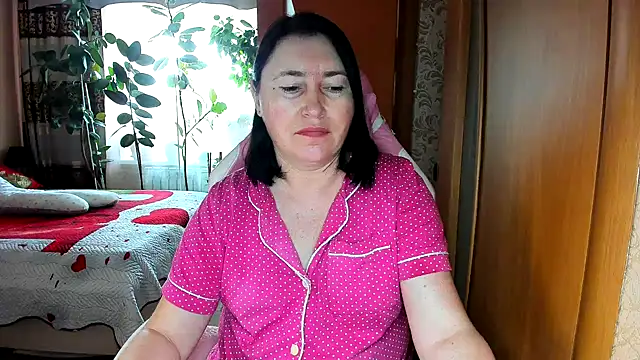 Snapshot of Tatyana51 chatting on May 15, 4:08 am Tatyana51 online show from May 15, 4:08 am