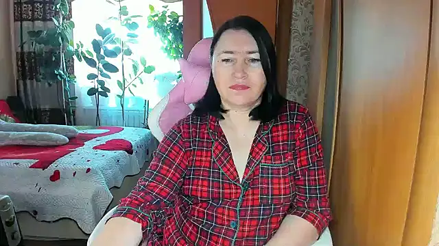 Snapshot of Tatyana51 chatting on May 28, 2:42 am Tatyana51 online show from May 28, 2:42 am