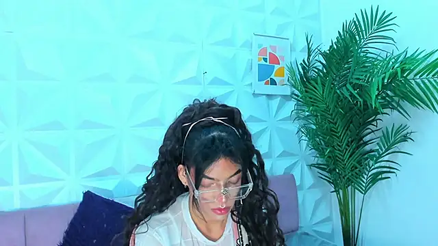 Briyit Doll online show from January 19, 9:55 am