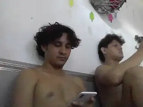 Snapshot of pedrodavid_ chatting on March 6, 9:31 pm pedrodavid  online show from March 6, 9:31 pm