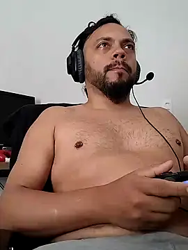 Snapshot of morenindarola chatting on January 17, 1:46 pm morenindarola online show from January 17, 1:46 pm