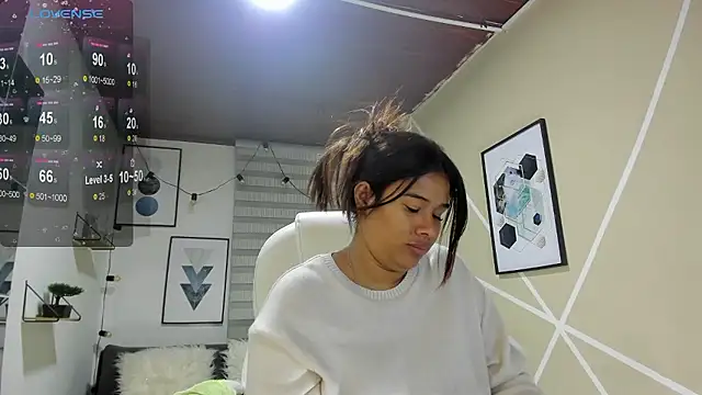 Enma  clark online show from January 19, 4:05 am