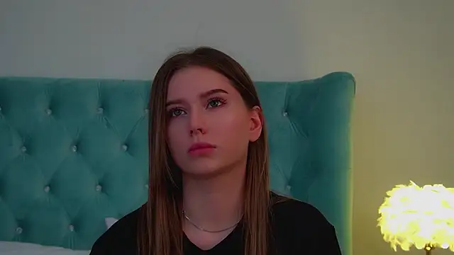 DianaVert online show from March 11, 6:30 am