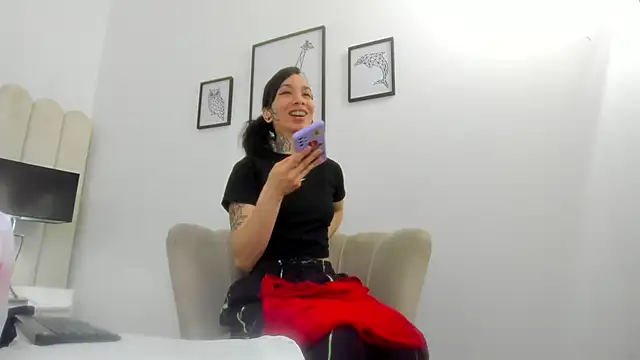 Snapshot of Lady_Godss chatting on December 14, 7:03 pm Lady Godss online show from December 14, 7:03 pm