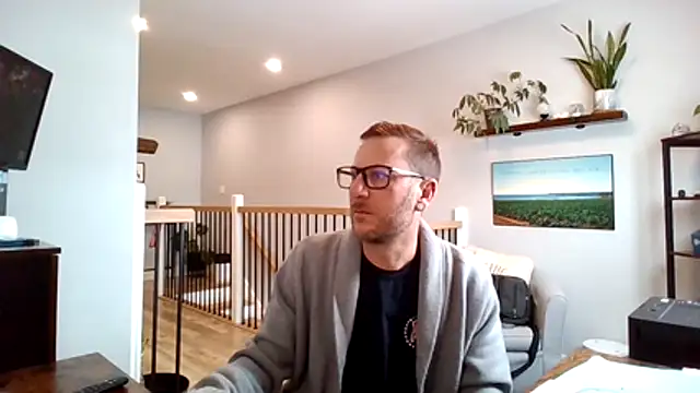 Snapshot of Bigdicktrav902 chatting on February 11, 2:33 pm Bigdicktrav902 online show from February 11, 2:33 pm