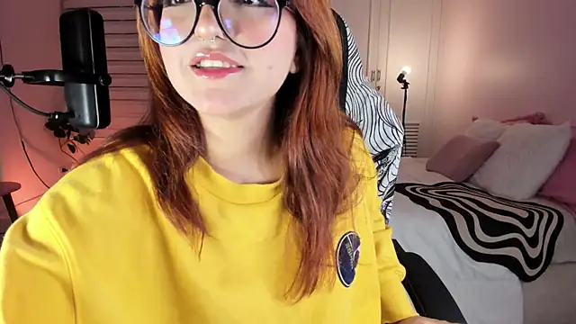 SweetJennaa online show from March 8, 4:12 am