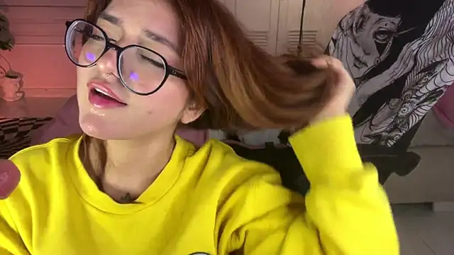 SweetJennaa online show from March 8, 7:16 am