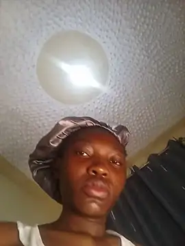 Snapshot of Hot_ebony30 chatting on July 28, 5:14 am Hot ebony30 online show from July 28, 5:14 am