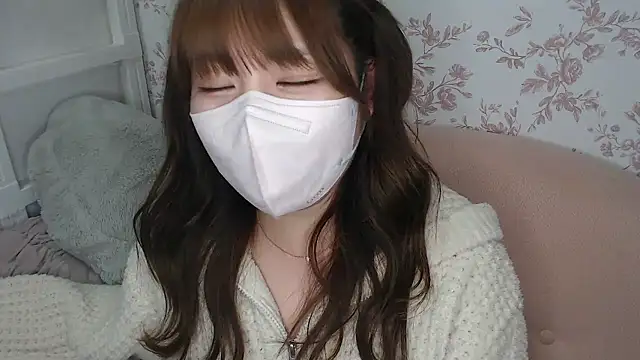 mei hosina online show from April 4, 3:42 pm