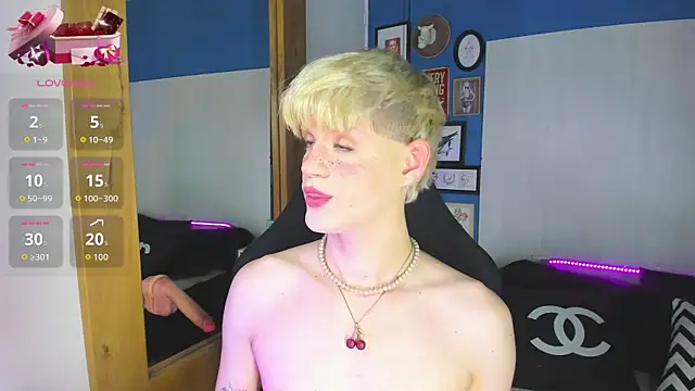 Snapshot of VladHellsing4 chatting on January 6, 2:10 pm VladHellsing4 online show from January 6, 2:10 pm