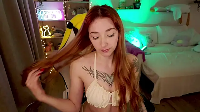 Snapshot of Anna_Prince chatting on June 2, 2:35 am Anna Prince online show from June 2, 2:35 am
