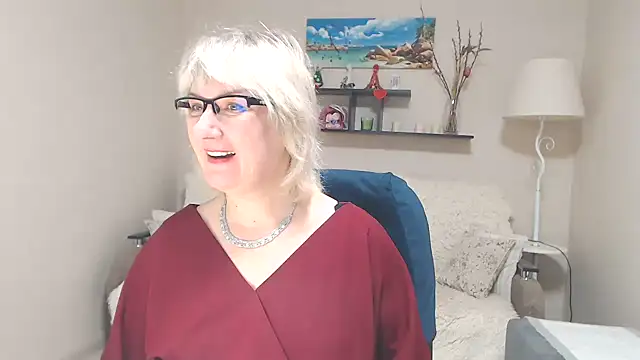 FleurMays online show from March 3, 4:25 am