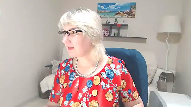 FleurMays online show from March 21, 10:50 am