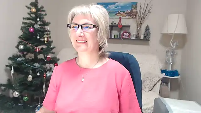 FleurMays online show from January 12, 6:18 am