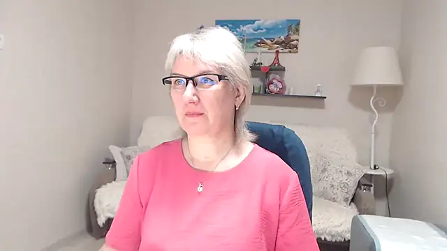 FleurMays online show from March 29, 3:39 am