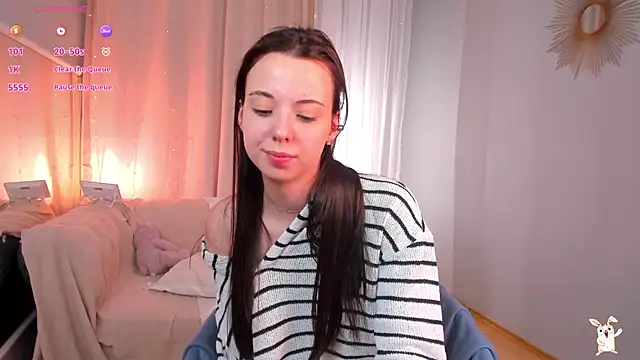 Snapshot of Goldy_Grace_ chatting on May 17, 4:14 pm Goldy Grace online show from May 17, 4:14 pm