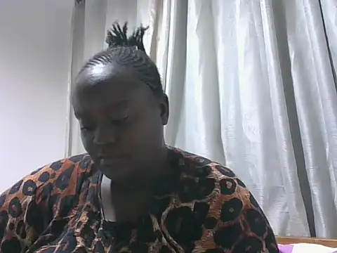Snapshot of Hotwife8 chatting on September 25, 3:38 pm Hotwife8 online show from September 25, 3:38 pm