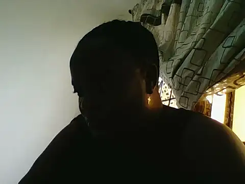 Snapshot of Hotwife8 chatting on June 2, 6:04 am Hotwife8 online show from June 2, 6:04 am