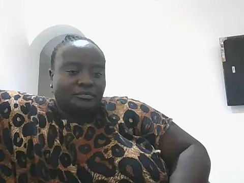 Snapshot of Hotwife8 chatting on June 3, 3:06 pm Hotwife8 online show from June 3, 3:06 pm
