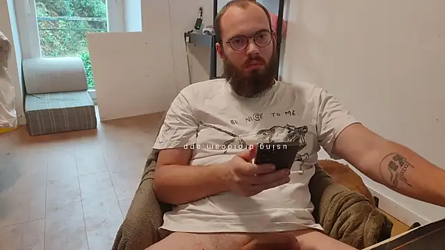 azagoul222 online show from January 18, 3:05 pm