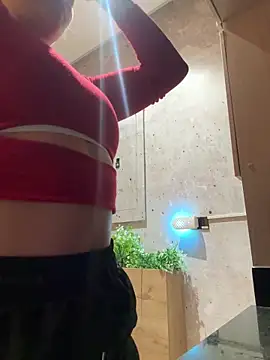 SofiaG  online show from December 16, 7:30 pm