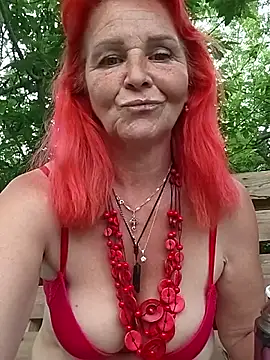 CassandraSandra44 online show from May 24, 5:07 pm