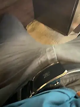 Snapshot of Dicktator16 chatting on January 7, 1:46 pm Dicktator16 online show from January 7, 1:46 pm