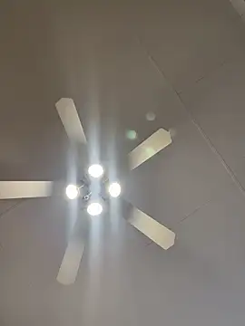 Snapshot of Dicktator16 chatting on February 15, 3:31 pm Dicktator16 online show from February 15, 3:31 pm