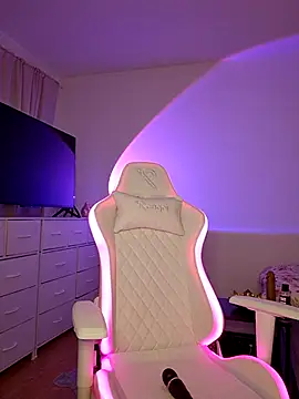 Jujuicy 97 online show from March 11, 4:07 am