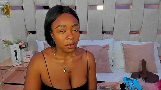 mia schwarz online show from January 18, 7:48 pm