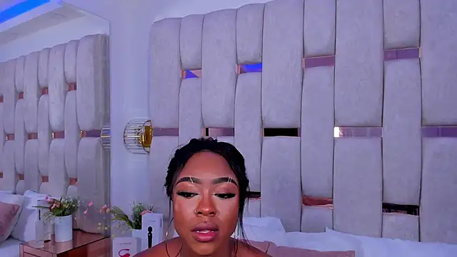 mia schwarz online show from January 23, 9:50 pm