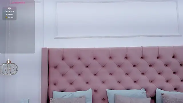 mia schwarz online show from September 23, 11:08 pm