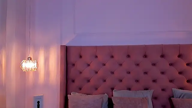 mia schwarz online show from September 26, 10:25 pm