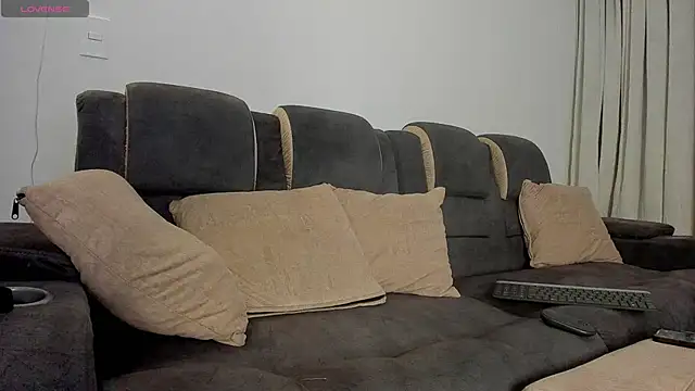 Snapshot of davis_alx1 chatting on October 10, 11:26 pm davis alx1 online show from October 10, 11:26 pm