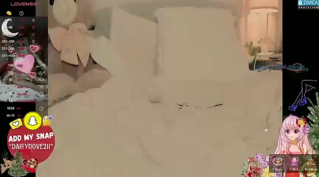 Snapshot of Blondecandie chatting on January 29, 5:24 pm Blondecandie online show from January 29, 5:24 pm