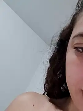 Sweet-diamondxxx online show from December 15, 6:29 am